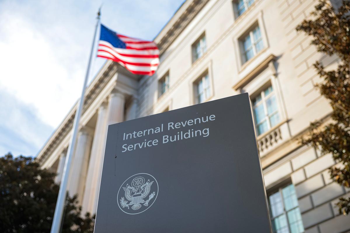 Tax refunds are bigger this year. Why that’s not better for taxpayers.